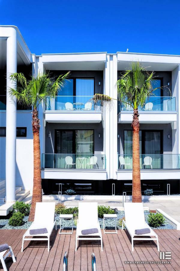 Senso Suites Nea Peramos  Exterior photo