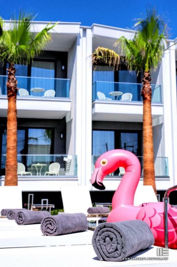 Senso Suites Nea Peramos  Exterior photo